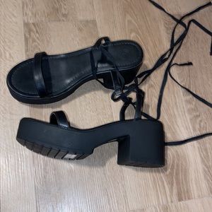 Platform sandals